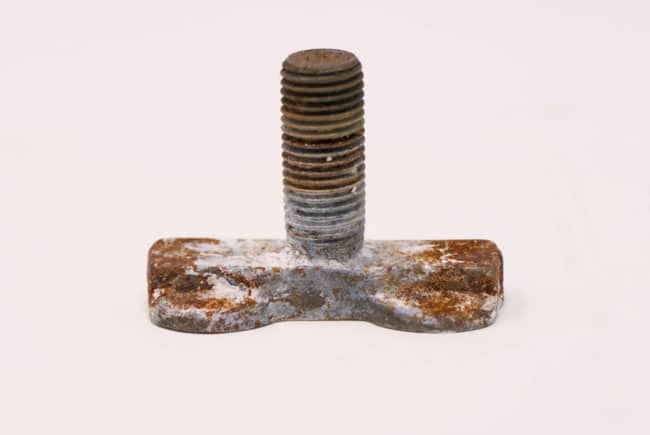Image 3: Seat attachment Fitting corroded. - 
Photo Source: https://www.avdec.com/about/articles/types_of_corrosion